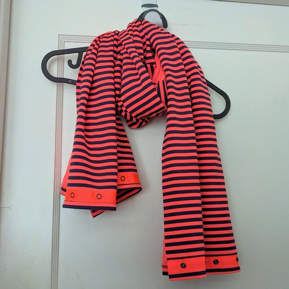 Lululemon Vinyasa Scarf in Neon Orange and Navy One Size
